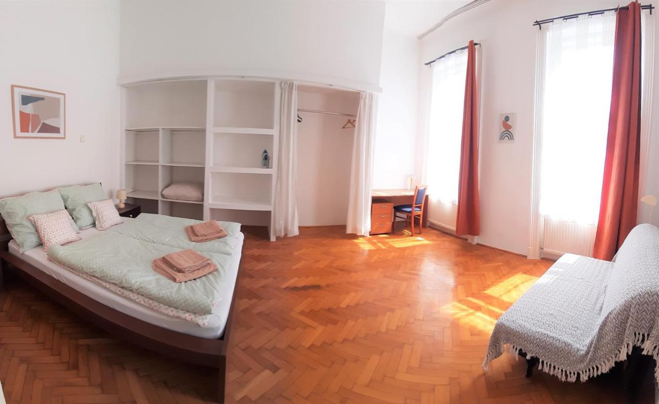 Citypark Classic Downtown Apartment Budapest Ngoại thất bức ảnh